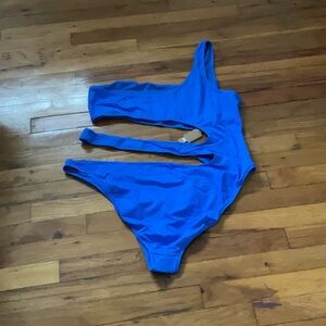 New skims cutout swimsuit